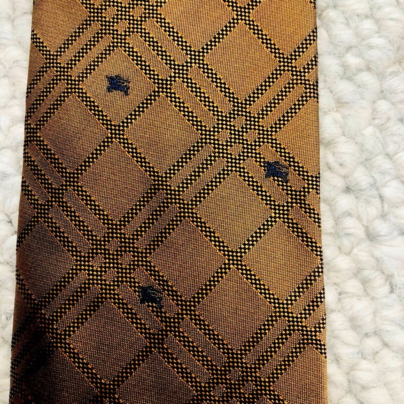 Men’s Golden Brown Burberry Tie with Equestrian Knight Logo - Picture 1 of 5